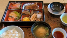 きくやの昼食.jpg